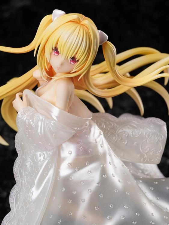 1/7th Golden Darkness - Shiromuku Gaming Model Antihero Model