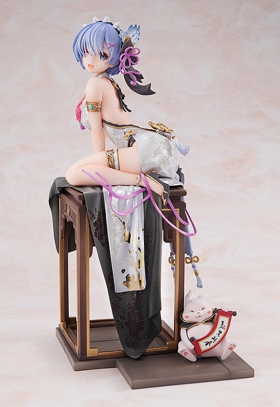 Master Collector Metallic Finish Rem : Graceful Beauty ver 1/7th Scale Figure