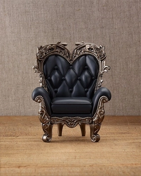PARDOLL Antique Chair : Noir Instagram Worthy National Treasure