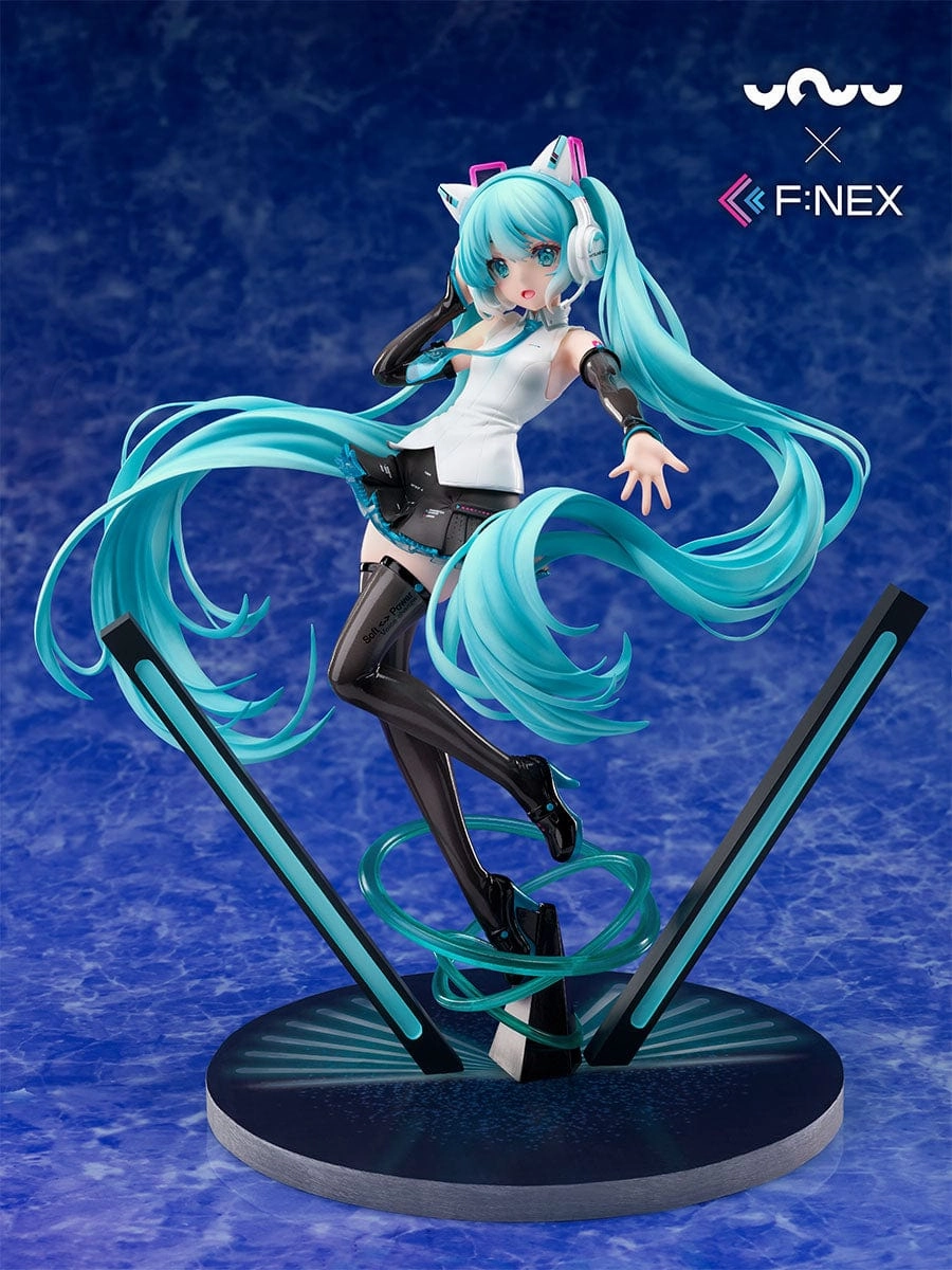YOWU??F:NEX HATSUNE MIKU CAT EAR HEADPHONE Ver. 1/7 Scale Figure Modern Living Protective Case